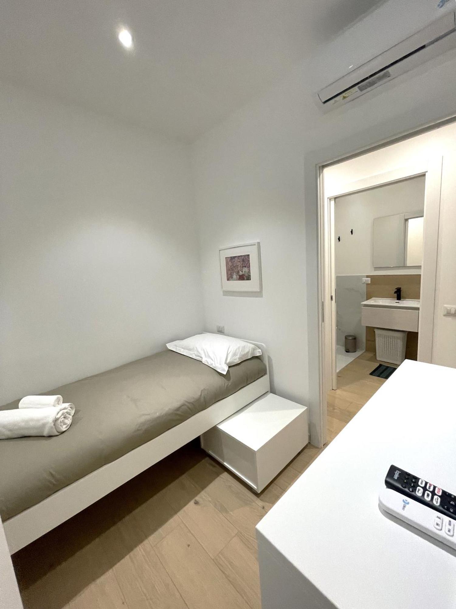 Via Giulio Cesare Procaccini 69 Sub 28 - Sempione Luxury Appartement Milan